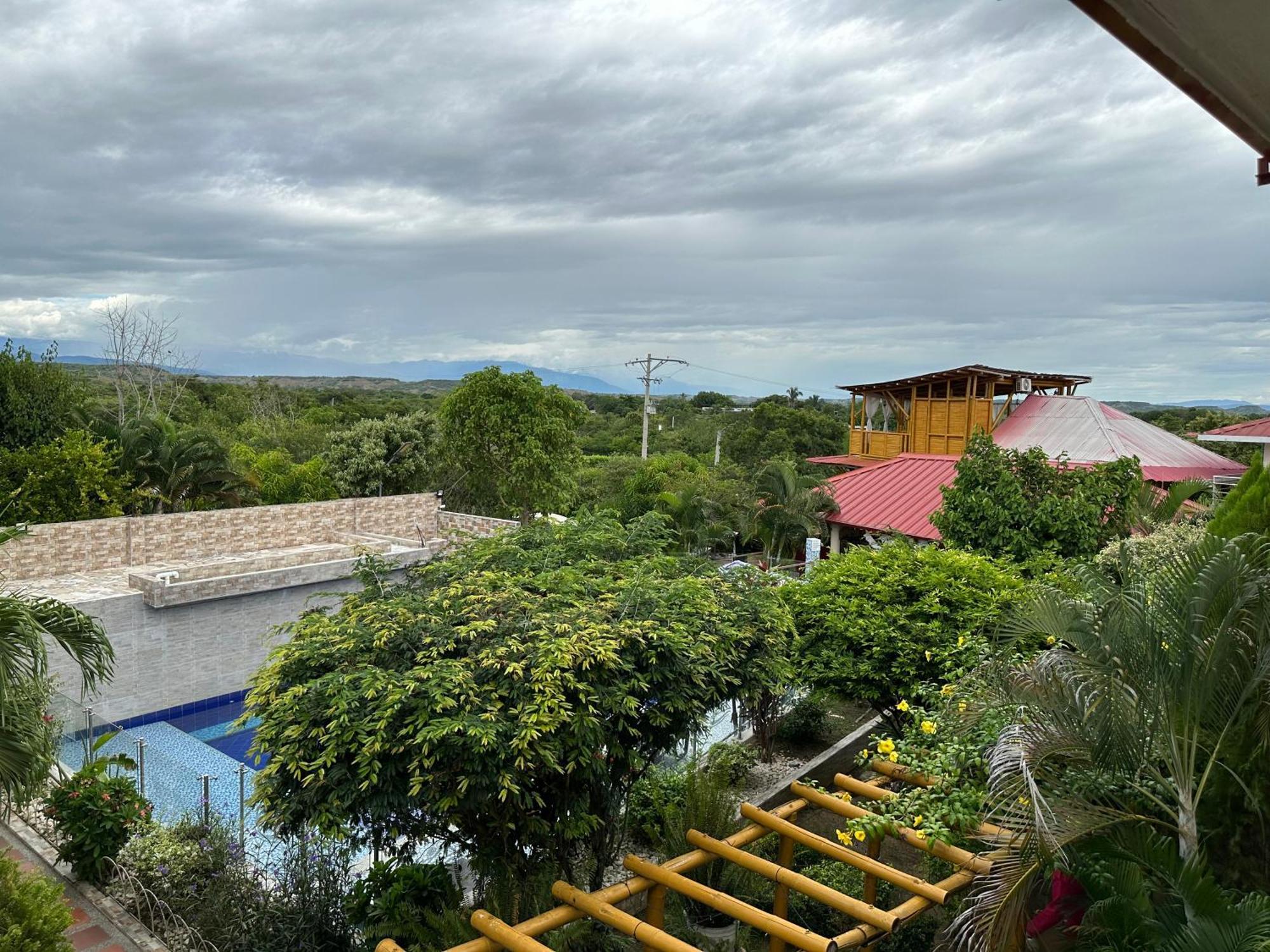 Hv Sueno Real Tatacoa Hotel Villavieja Exterior foto