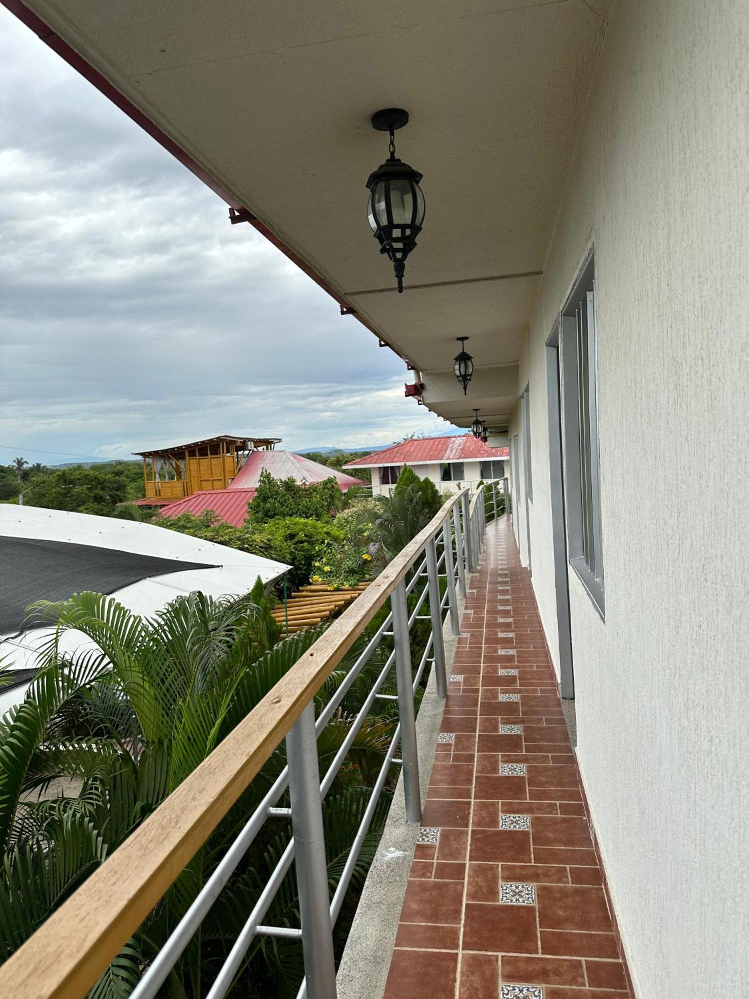 Hv Sueno Real Tatacoa Hotel Villavieja Exterior foto