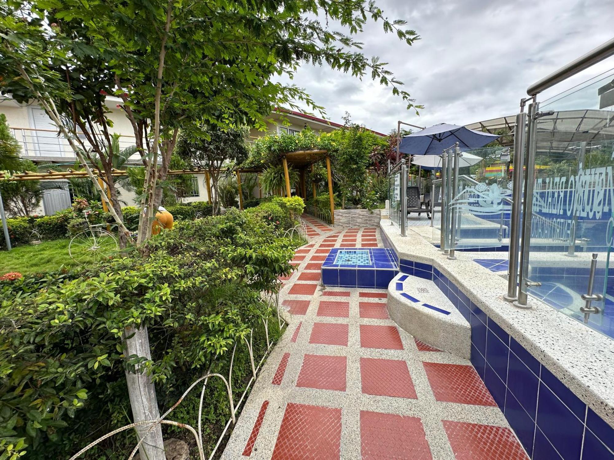 Hv Sueno Real Tatacoa Hotel Villavieja Exterior foto